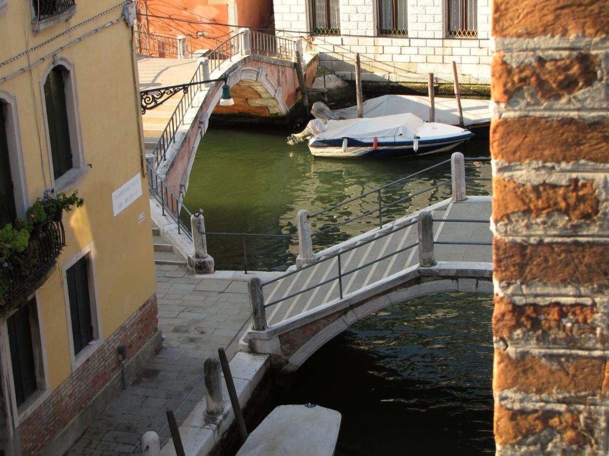 Ca' San Trovaso - 6 Rooms Venedig Exteriör bild